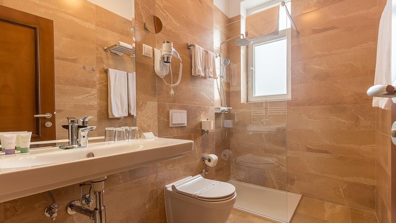Hotel Maroon Zagreb Luaran gambar